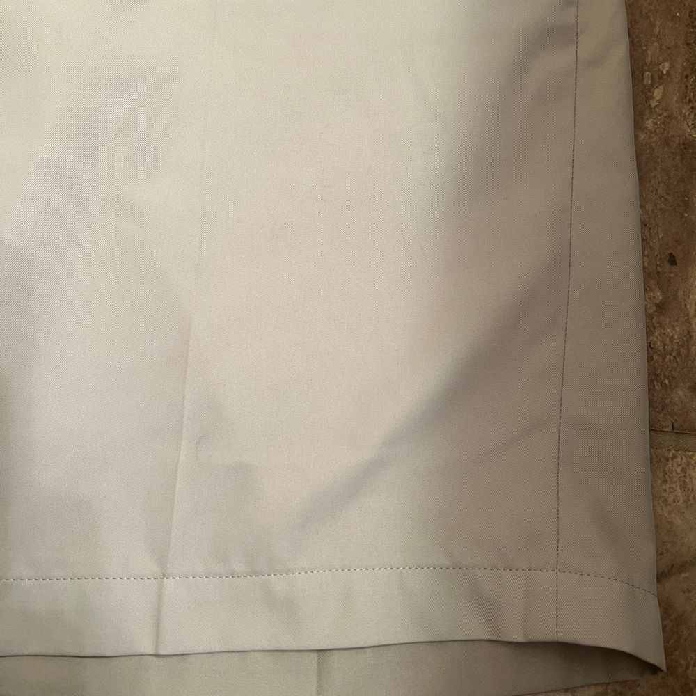Golf Shorts - Picture 6 of 8